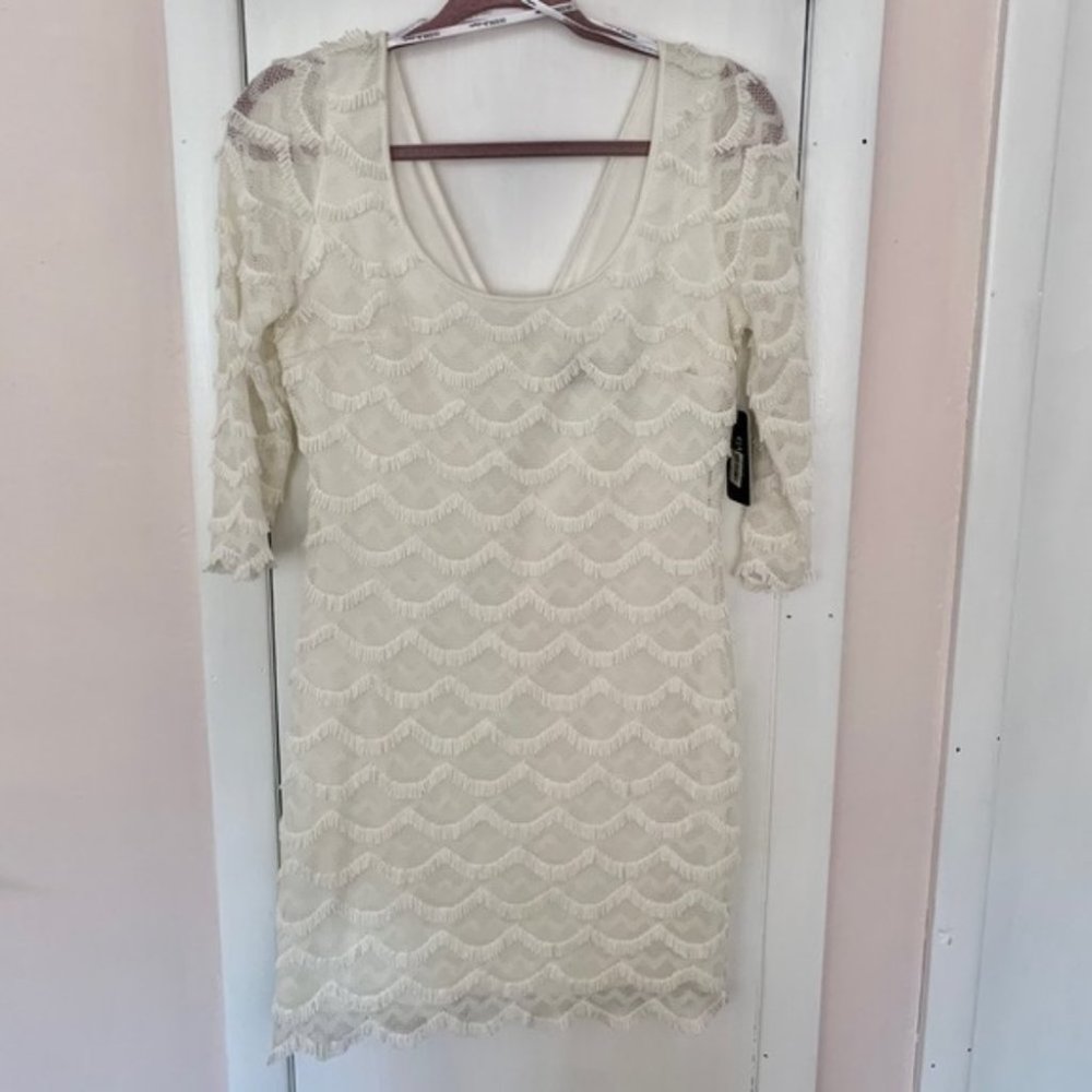Guess ivory dress size 4 NWT